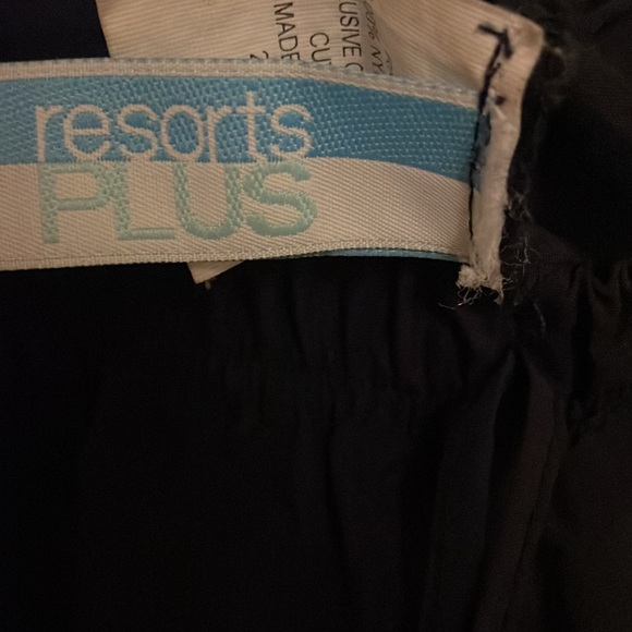Women’s Resorts PLUS Nylon Board Shorts - Picture 3 of 10